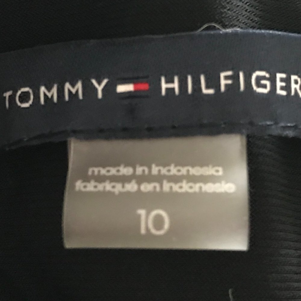 TOMMY HILFIGER - Floral-Print Shift Dress - Picture 4 of 15